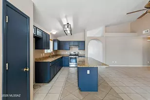 7997 E Snakeroot Dr, Tucson, AZ 85710 - Photo 12