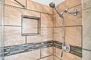 6735 E Montecito Dr, Tucson, AZ 85710 - Photo 20