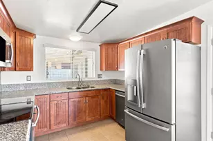 6735 E Montecito Dr, Tucson, AZ 85710 - Photo 10