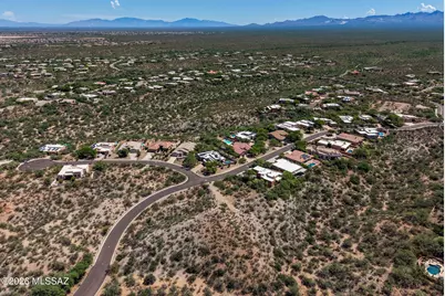 746 E Josephine Canyon Drive #21, Green Valley, AZ 85614 - Photo 2
