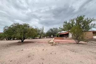 10121 E Catalina Hwy, Tucson, AZ 85749 - Photo 12