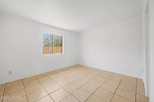 1694 E Nevada Dr, Tucson, AZ 85706 - Photo 14