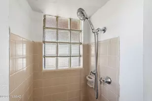 2842 E Stratford Dr, Tucson, AZ 85716 - Photo 14