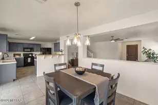 6877 S Goshawk Dr, Tucson, AZ 85756 - Photo 10
