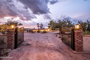 2350 W Sunkist Rd, Tucson, AZ 85755 - Photo 50