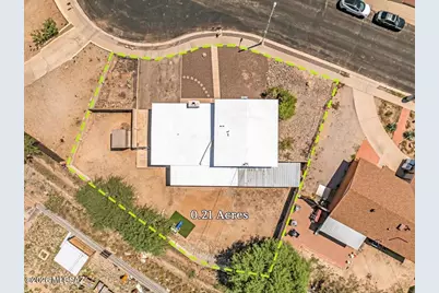 8031 E 17th Place, Tucson, AZ 85710 - Photo 2