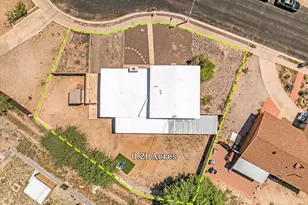 8031 E 17th Pl, Tucson, AZ 85710 - Photo 2