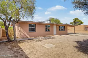 2742 W Dakota St, Tucson, AZ 85746 - Photo 2