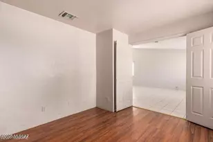 1940 W Chardonnay Dr, Tucson, AZ 85746 - Photo 12