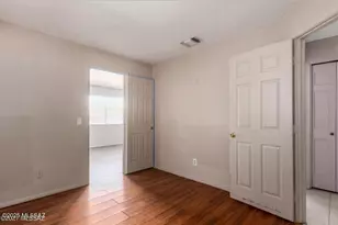 1940 W Chardonnay Dr, Tucson, AZ 85746 - Photo 8