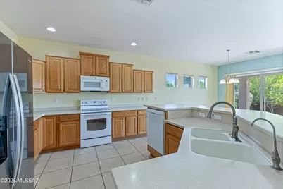14253 S Via Del Farolito, Sahuarita, AZ 85629 - Photo 6