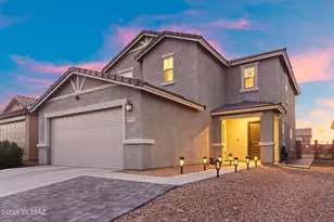 8018 S Golden Bell Dr, Tucson, AZ 85747 - Photo 1