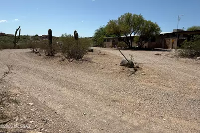 6260 N Desert Foothills Drive, Tucson, AZ 85743 - Photo 4