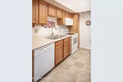 1662 W Dalehaven Circle, Tucson, AZ 85704 - Photo 6