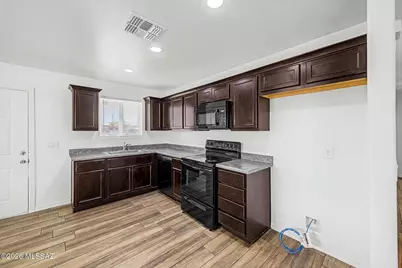 907 E 32nd Street, Tucson, AZ 85713 - Photo 8