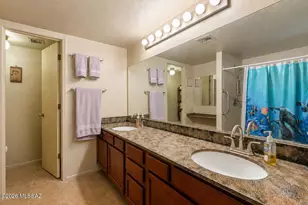 4646 N Laird Way, Tucson, AZ 85705 - Photo 10