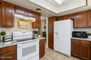 4646 N Laird Way, Tucson, AZ 85705 - Photo 6