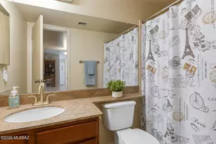 4646 N Laird Way, Tucson, AZ 85705 - Photo 12