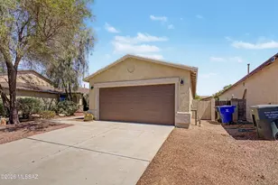 6399 S Sunrise Valley Dr, Tucson, AZ 85706 - Photo 28