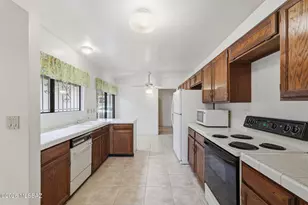 6904 E Camino Del Dorado, Tucson, AZ 85715 - Photo 4