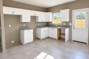 4477 N Pomona Ave, Tucson, AZ 85705 - Photo 4
