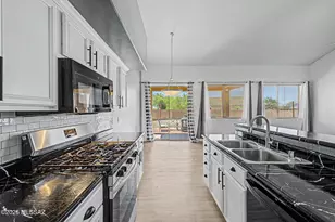 5522 S Lemon Tree Dr, Tucson, AZ 85757 - Photo 12