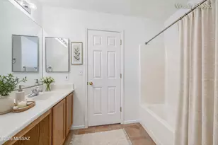 9780 E Paseo Del Tornasol, Tucson, AZ 85747 - Photo 22