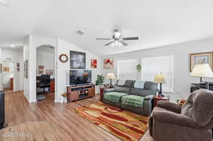4001 E Blacklidge Dr, Tucson, AZ 85712 - Photo 12