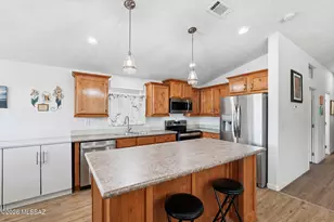 4001 E Blacklidge Dr, Tucson, AZ 85712 - Photo 12
