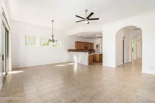 10094 E Stone Spring Pl, Tucson, AZ 85749 - Photo 8
