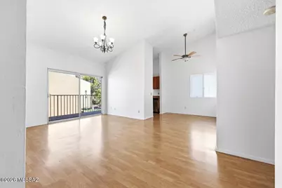 818 S Langley Avenue #201, Tucson, AZ 85710 - Photo 4