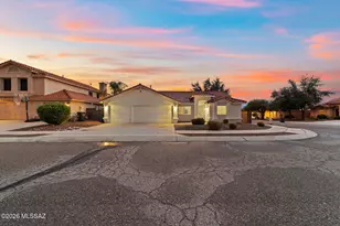 8089 E Gary Ct, Tucson, AZ 85715 - Photo 1