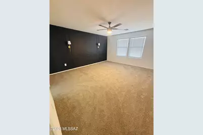 10442 W Guildford Lane, Marana, AZ 85653 - Photo 12