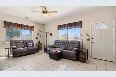 1076 Desert Oak Place, Sierra Vista, AZ 85635 - Photo 4