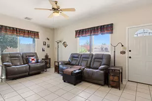 1076 Desert Oak Pl, Sierra Vista, AZ 85635 - Photo 4