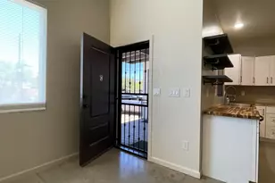 3250 N Stone Ave, Tucson, AZ 85705 - Photo 12