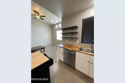 3250 N Stone Avenue #Unit C, Tucson, AZ 85705 - Photo 18