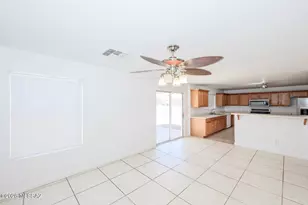 6218 E Stonechat Dr, Tucson, AZ 85756 - Photo 10