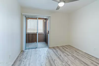 1810 E Blacklidge Drive #516, Tucson, AZ 85719 - Photo 12
