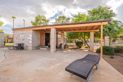 6680 E Calle La Paz #B, Tucson, AZ 85715 - Photo 30
