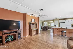 1641 N Pacana Way, Green Valley, AZ 85614 - Photo 10