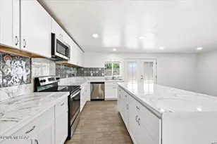 8581 E Lee Pl, Tucson, AZ 85715 - Photo 10