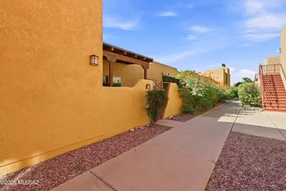 6255 N Camino Pimeria Alta #15, Tucson, AZ 85718 - Photo 2