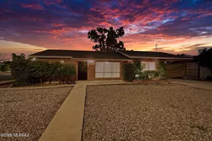 6668 E Scarlett St, Tucson, AZ 85710 - Photo 1