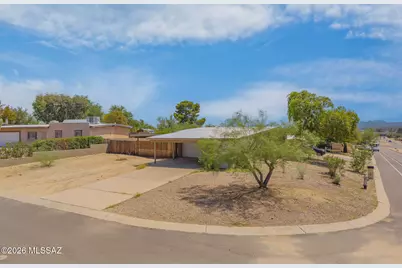 7460 N Oldfather Drive, Tucson, AZ 85741 - Photo 2