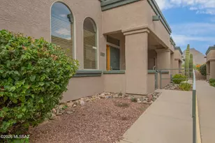 3225 S Treasure Cove Pl, Tucson, AZ 85713 - Photo 2