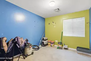 7926 W Moonfire Ct, Tucson, AZ 85743 - Photo 14