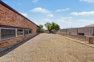 8546 E Pine Valley Dr, Tucson, AZ 85710 - Photo 34