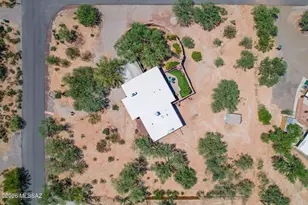 8625 N Mulberry Dr, Tucson, AZ 85704 - Photo 42