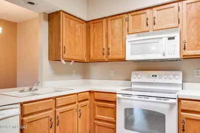 1429 W De Nada, Green Valley, AZ 85622 - Photo 6